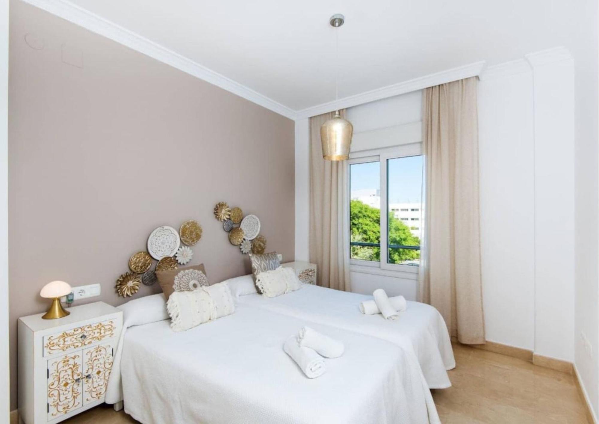 Jabega Beach - 4 Minutes From The Beach Torremolinos Extérieur photo